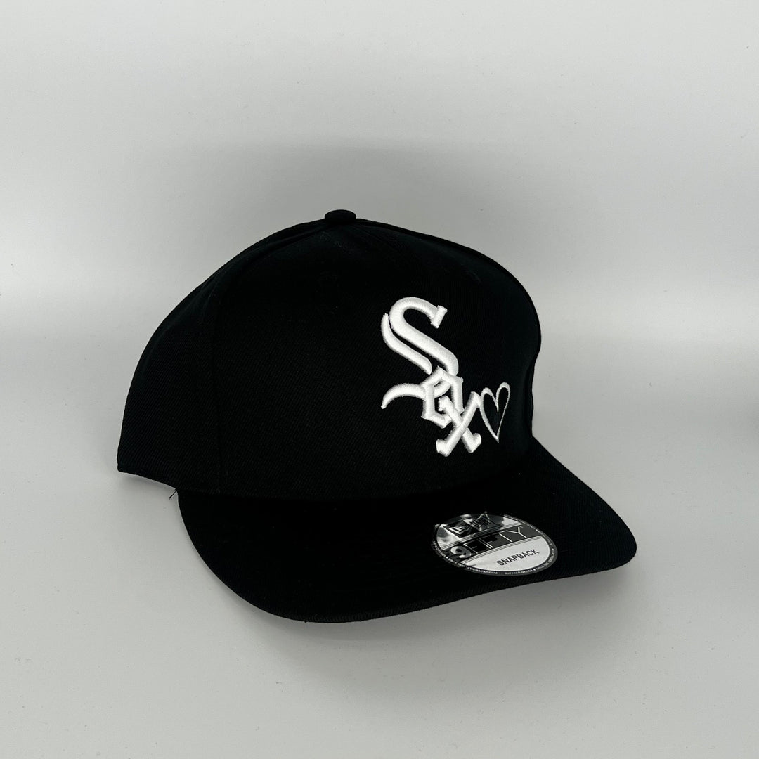 Black Chicago White Sox With Black Love Symbol New Era MLB 9Fifty Snapback Hat