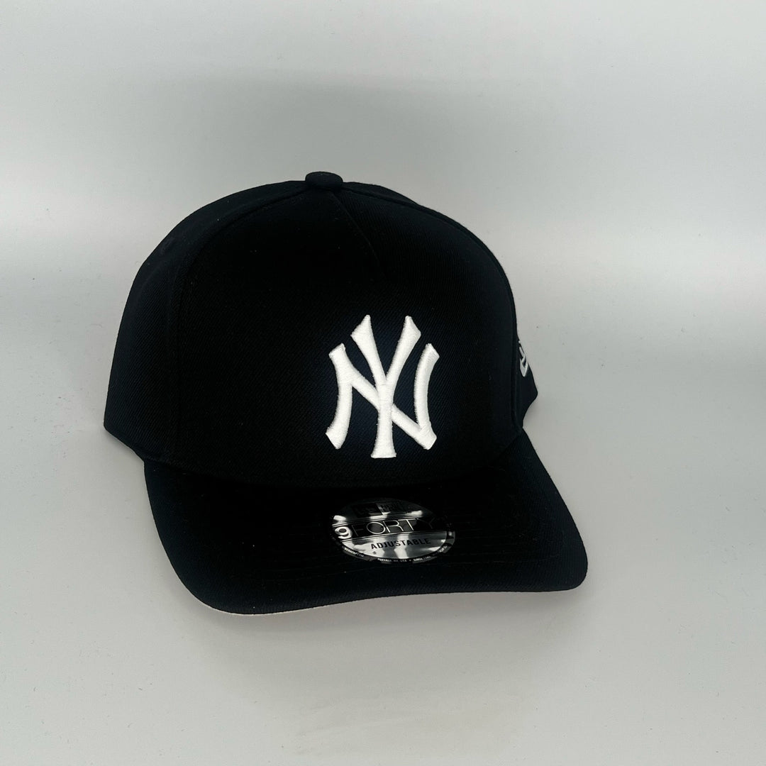 Black New York Yankees 75TH Anniversary SP Tigers New Era 9Forty Snapback Hat