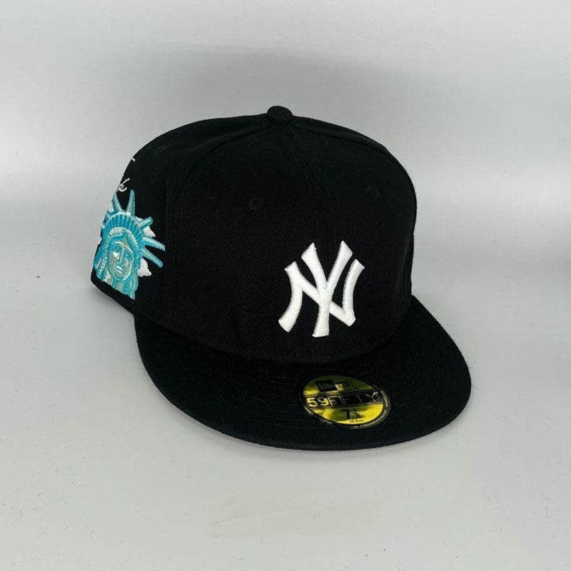 Black New York Yankees New Era MLB 59Fifty Fitted Hat