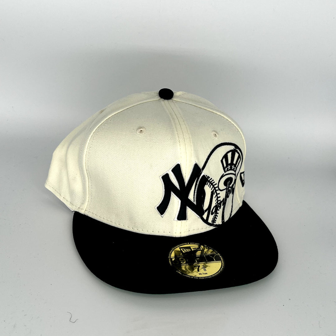 White Black New York Yankees New Era MLB 59Fifty Fitted Hat