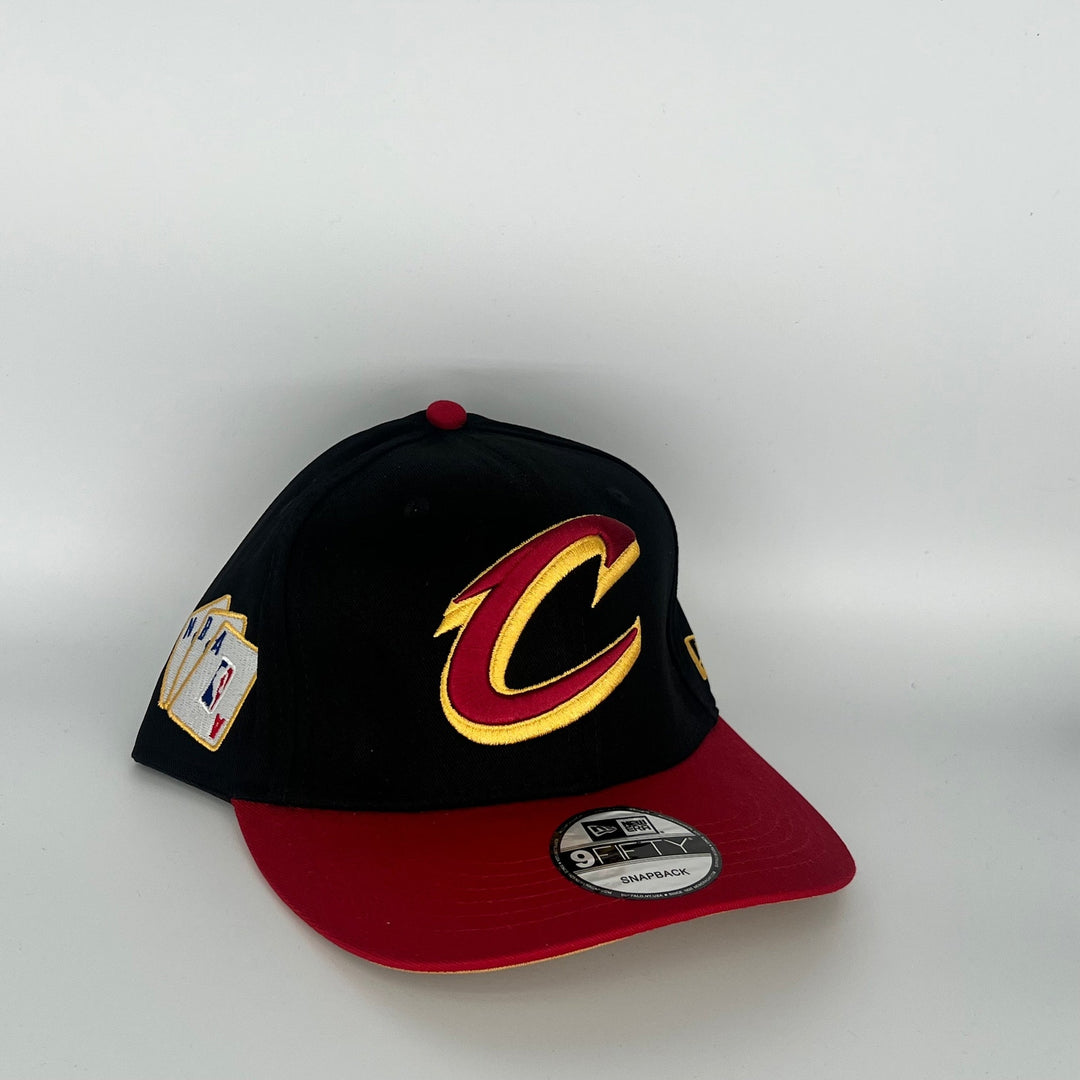 Black Red Cleveland Cavaliers NBA Side Patch New Era NBA 9Fifty Snapback Hat