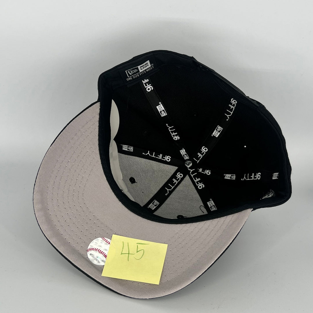 Black Anaheim Ducks 30th Anniversary Side Patch New Era NHL 9Fifty Snapback Hat