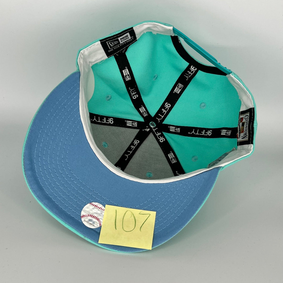 Blue New York Yankees 1999 World Series Side Patch New Era MLB 9Fifty Snapback Hat