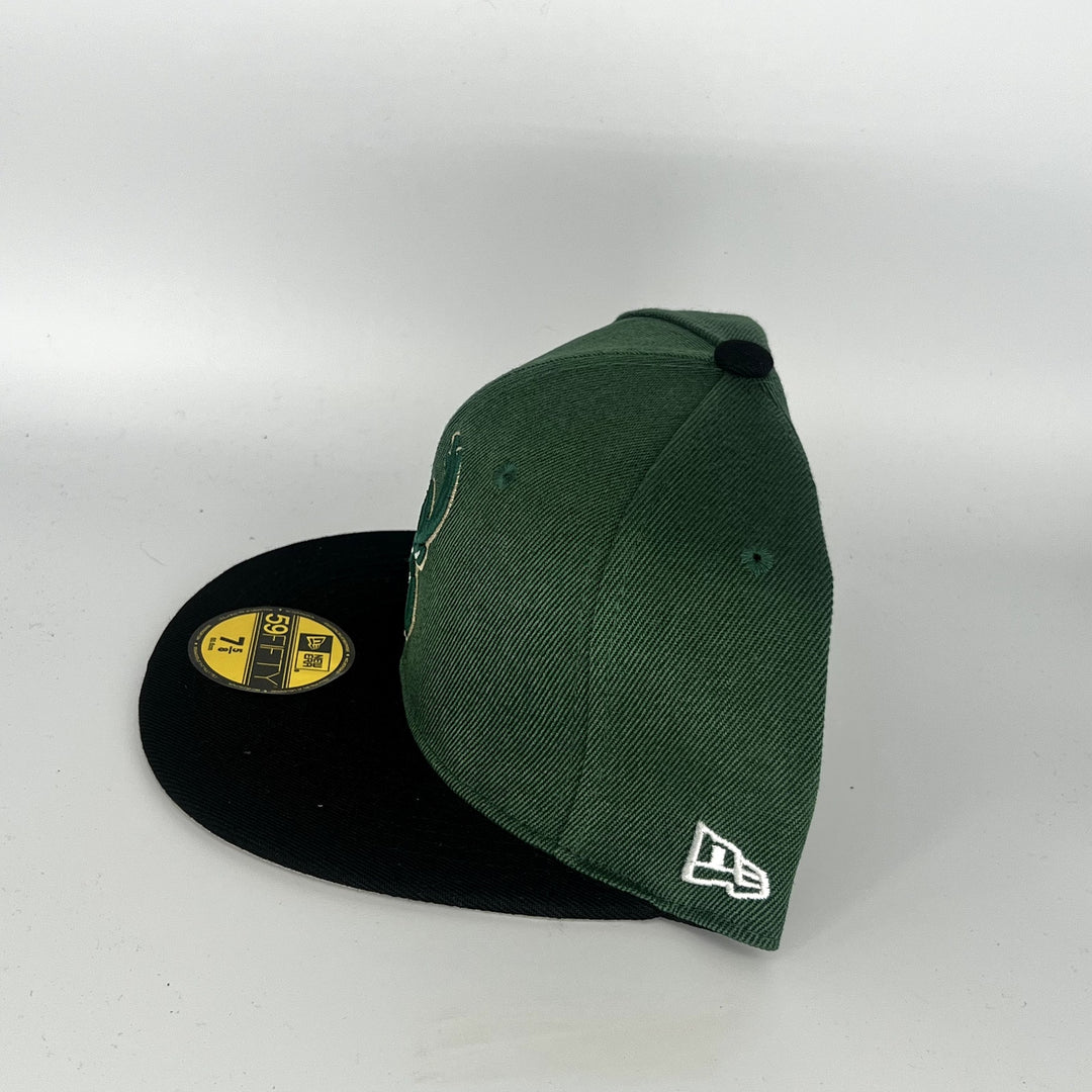 Green Black Milwaukee Bucks New Era NBA 59Fifty Fitted Hat