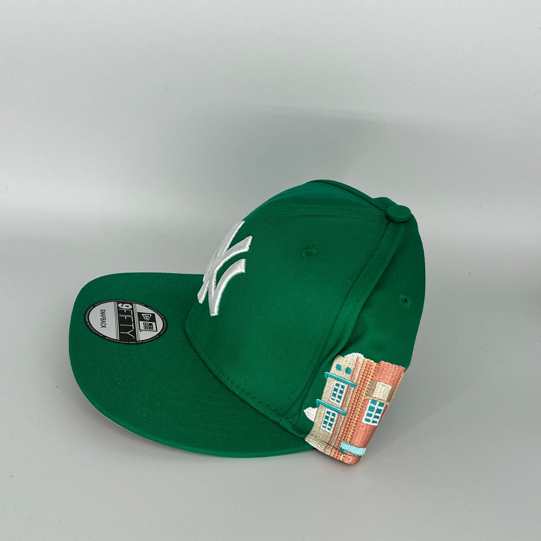 Green New York Yankees Statue of Liberty Side Patch New Era MLB 9Fifty Snapback Hat