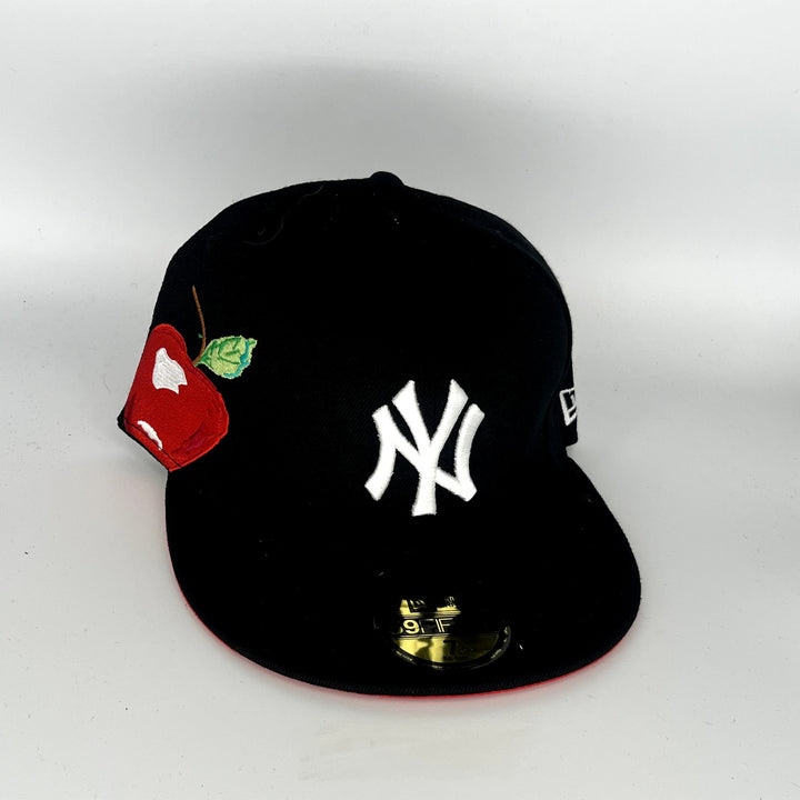 Black New York Yankees New Era MLB 59Fifty Fitted Hat