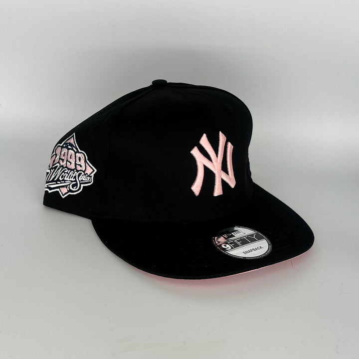 Black New York Yankees 1999 World Series Side Patch New Era MLB 9Fifty Snapback Hat
