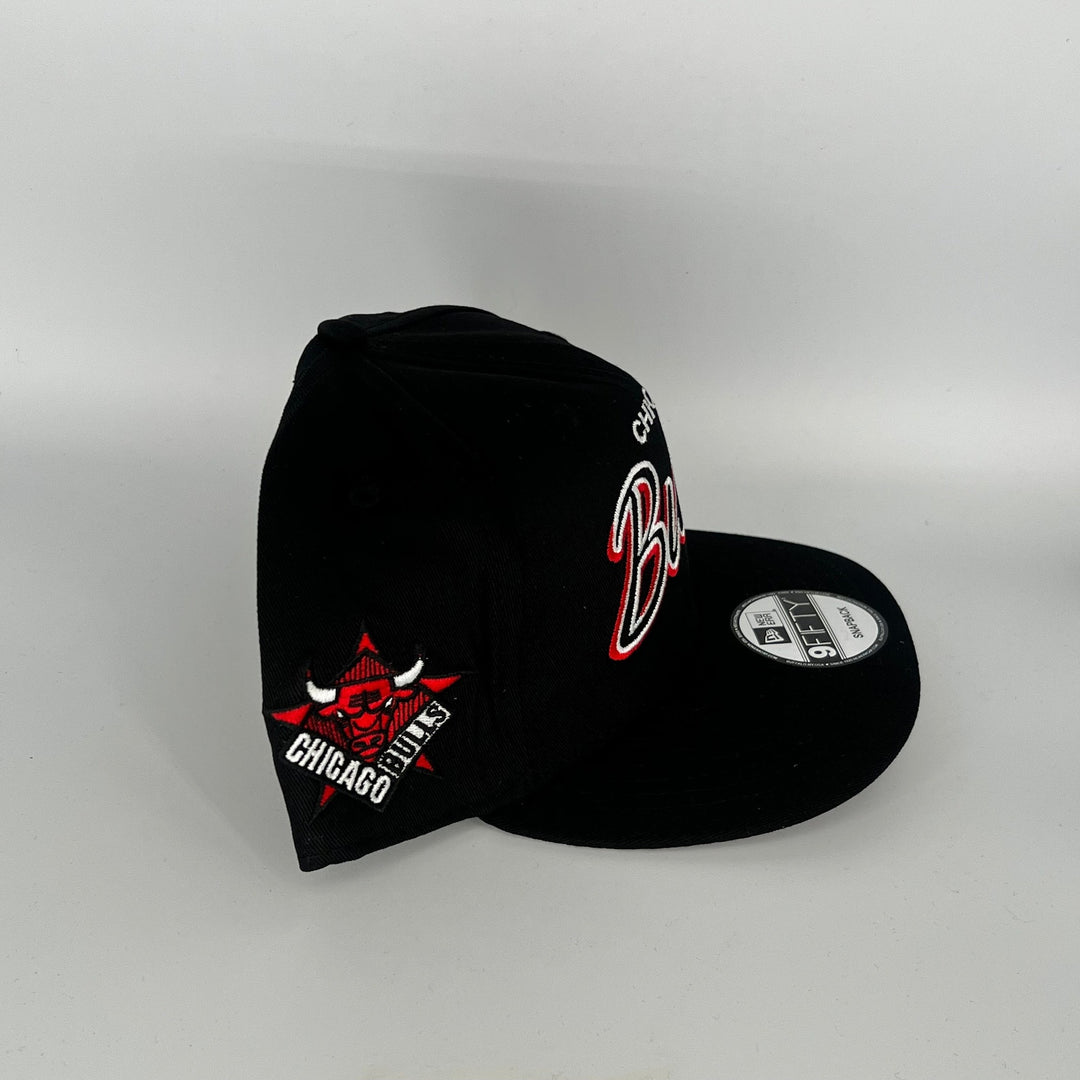 Black Chicago Bulls Logo Side Patch New Era NBA 9Fifty Snapback Hat