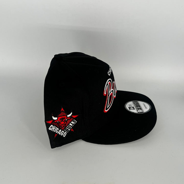 Black Chicago Bulls Logo Side Patch New Era NBA 9Fifty Snapback Hat