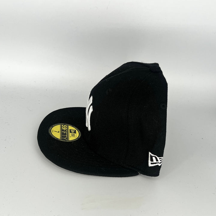 Black New York Yankees New Era MLB 59Fifty Fitted Hat
