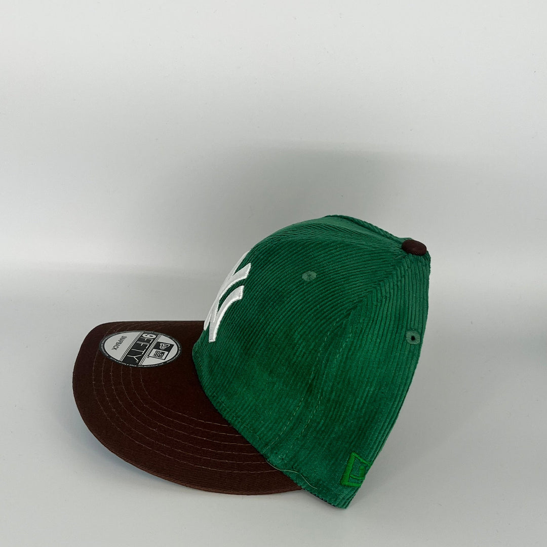 Green Brown New York Yankees 1999 World Series Side Patch New Era MLB 9Fifty Snapback Hat