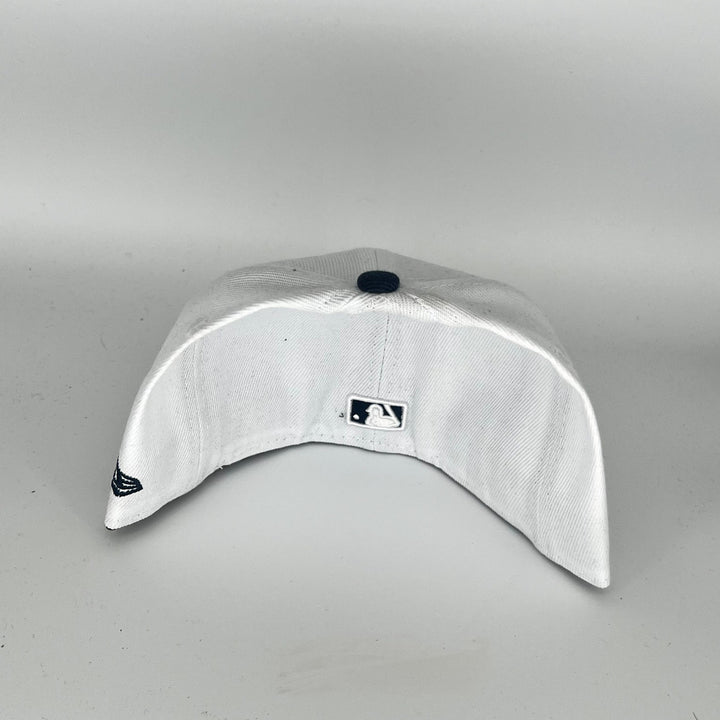 White Black New York Yankees New Era MLB 59Fifty Fitted Hat