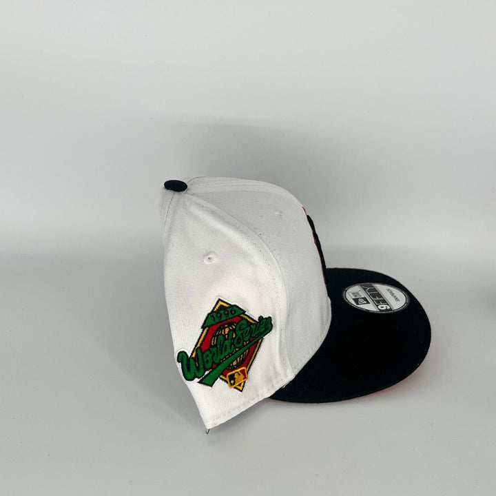White/Black New York Yankees 1996 World Series Side Patch New Era MLB 9Fifty Snapback Hat