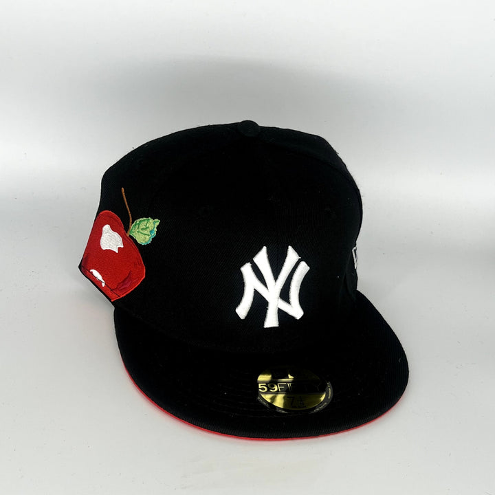 Black New York Yankees Apple SP New Era MLB 59Fifty Fitted Hat