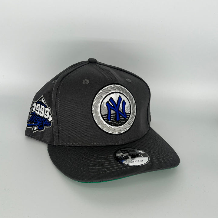Gray New York Yankees 1993 World Series Side Patch New Era MLB 9Fifty Snapback Hat
