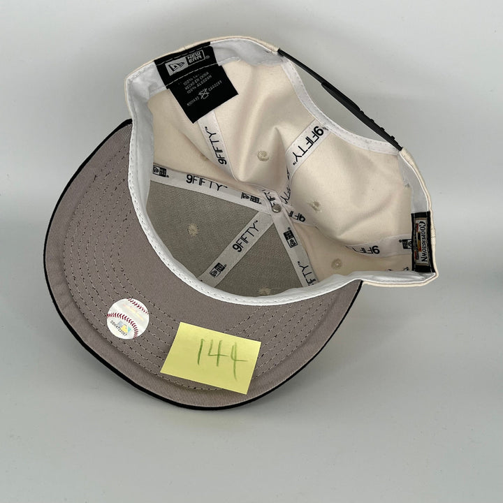 White Black Milwaukee Brewers N.L. Side Patch New Era MLB 9Fifty Snapback Hat