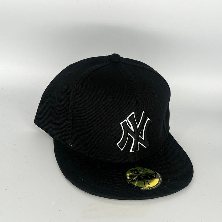 Black New York Yankees New Era MLB 59Fifty Fitted Hat