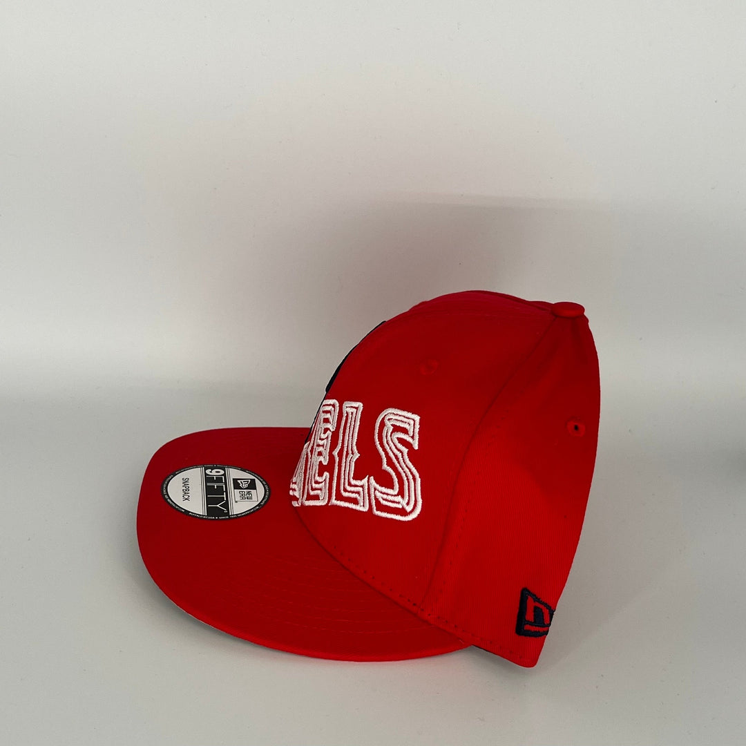 Red Los Angeles Angels Angels Side Patch New Era MLB 9Fifty Snapback Hat