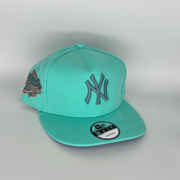 Blue New York Yankees 1999 World Series Side Patch New Era MLB 9Fifty Snapback Hat