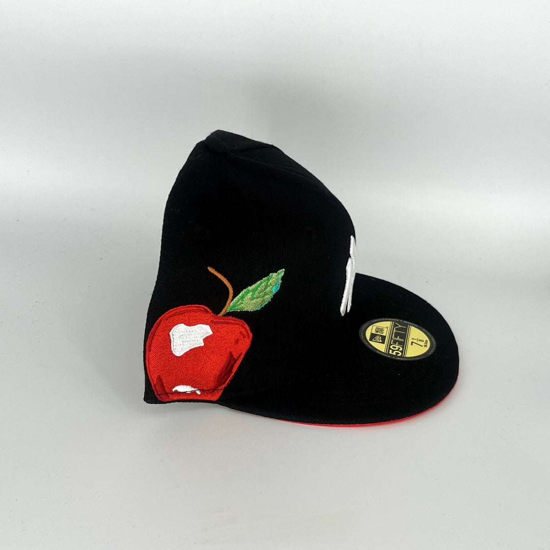 Black New York Yankees Apple SP New Era MLB 59Fifty Fitted Hat