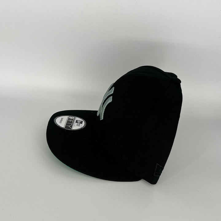 Black New York Yankees 1999 World Series Side Patch New Era MLB 9Fifty Snapback Hat
