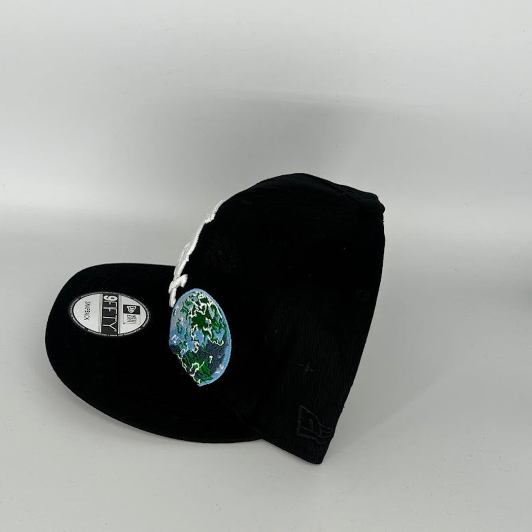 Black Chicago White Sox Globe Patch New Era MLB 9Fifty Snapback Hat