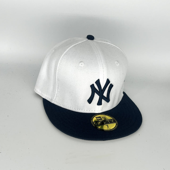 White Black New York Yankees New Era MLB 59Fifty Fitted Hat