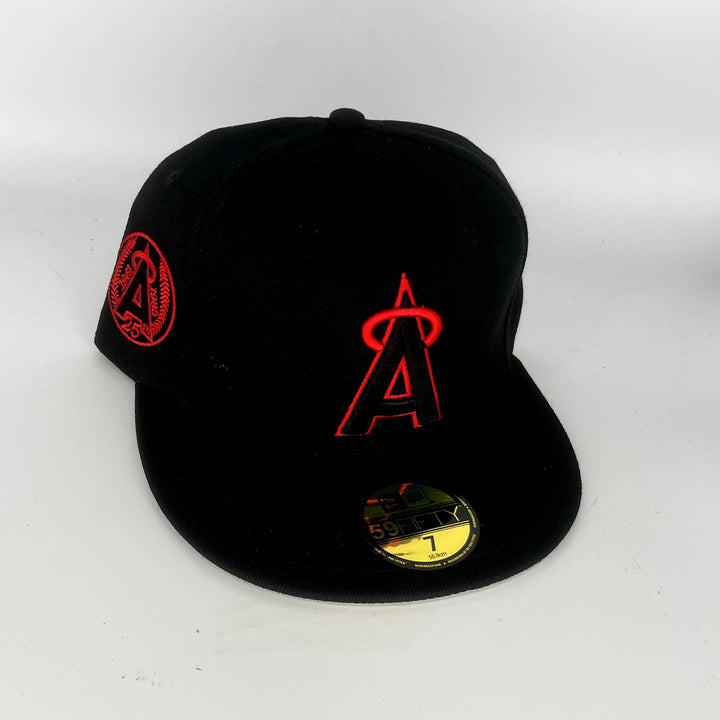 Black Los Angeles Angels New Era MLB 59Fifty Fitted Hat