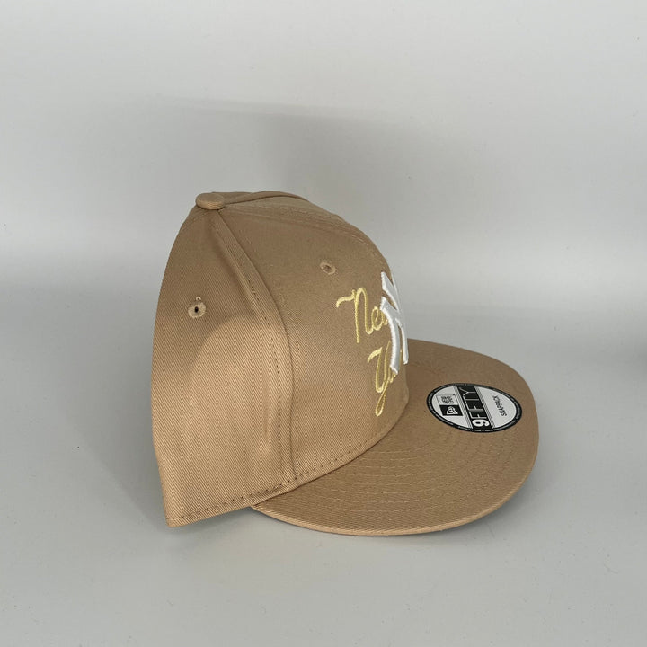Brown New York Yankees NY Overlap Side Patch New Era MLB 9Fifty Snapback Hat