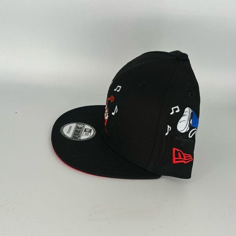 Black Looney Tunes New Era MLB 59Fifty Snapback Hat