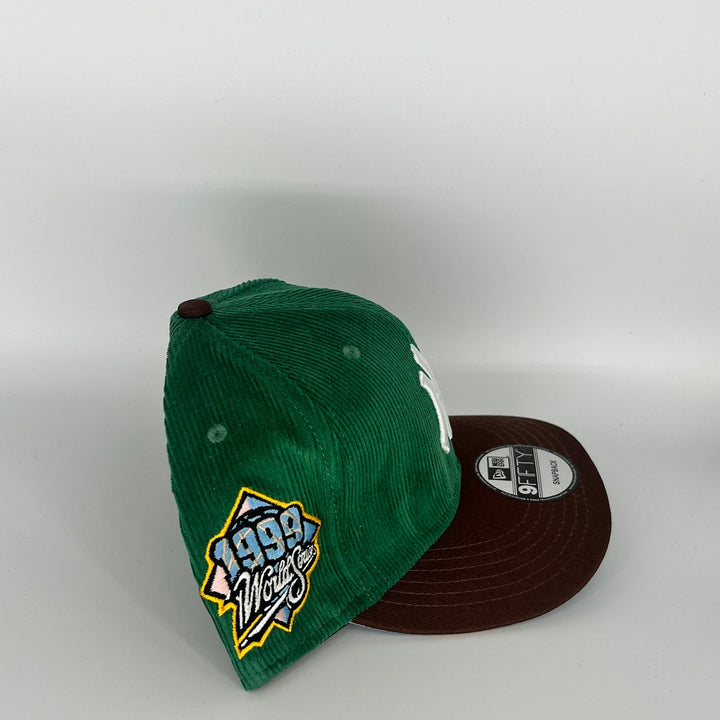 Green Brown New York Yankees 1999 World Series Side Patch New Era MLB 9Fifty Snapback Hat
