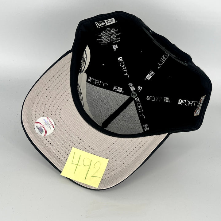 Black New York Yankees New Era 9Forty Snapback Hat