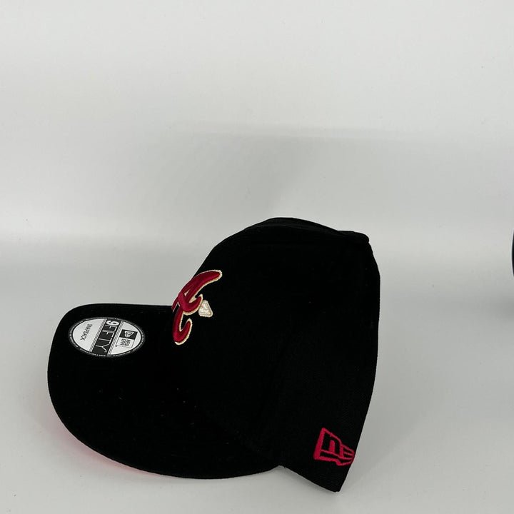 Black Atlanta Braves Cherub Bow & Arrow Side Patch New Era MLB 9Fifty Snapback Hat