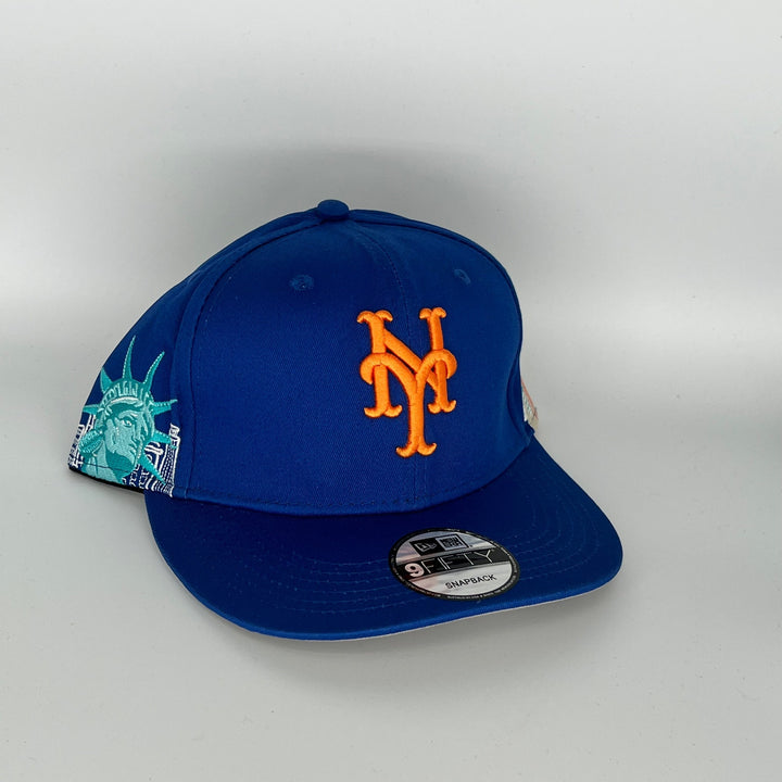 Blue New York Mets Statue of Liberty Side Patch New Era MLB 9Fifty Snapback Hat