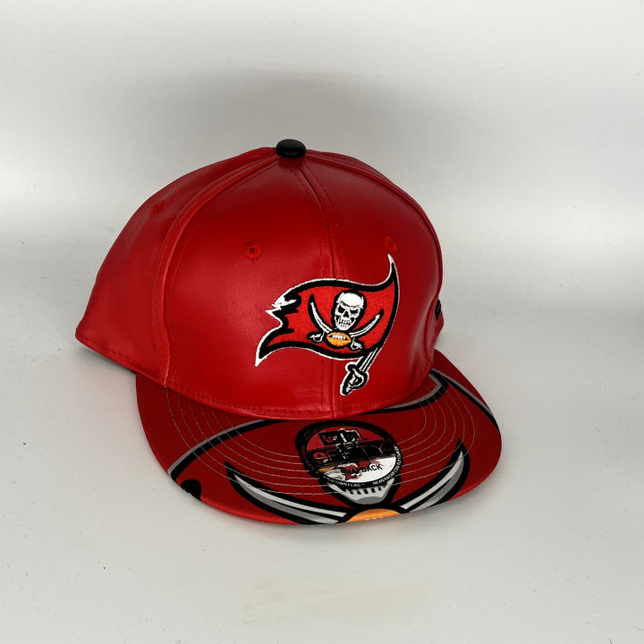 Red Tampa Bay Buccaneers New Era NFL 9Fifty Snapback Hat