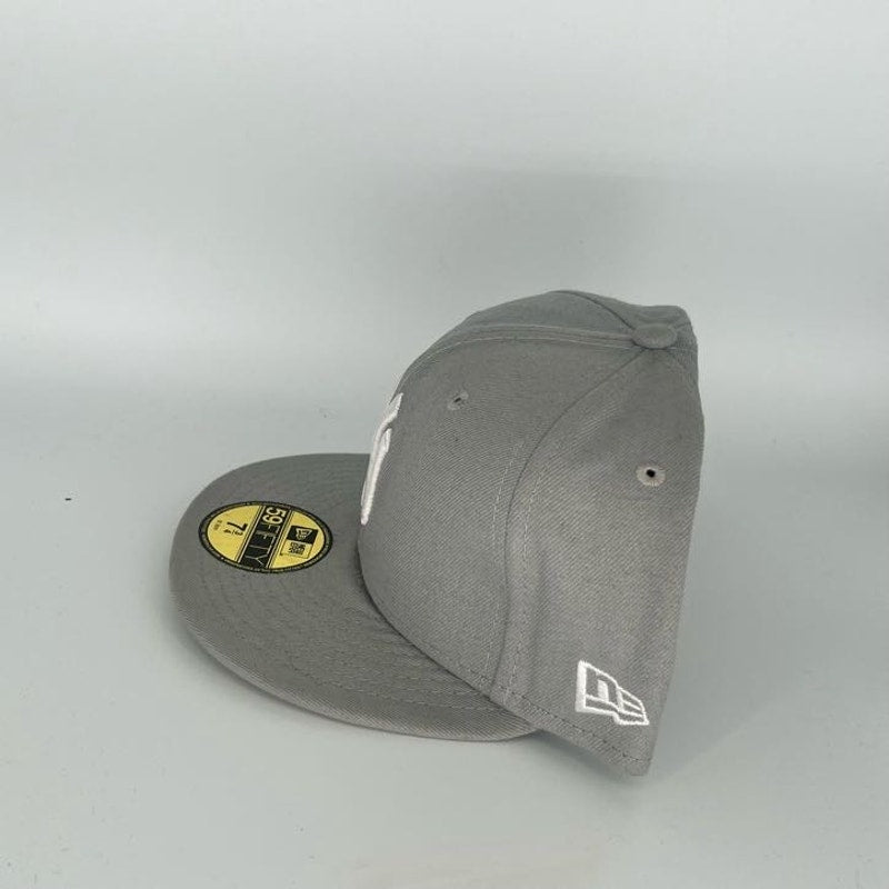 Gray New York Yankees New Era MLB 59Fifty Fitted Hat
