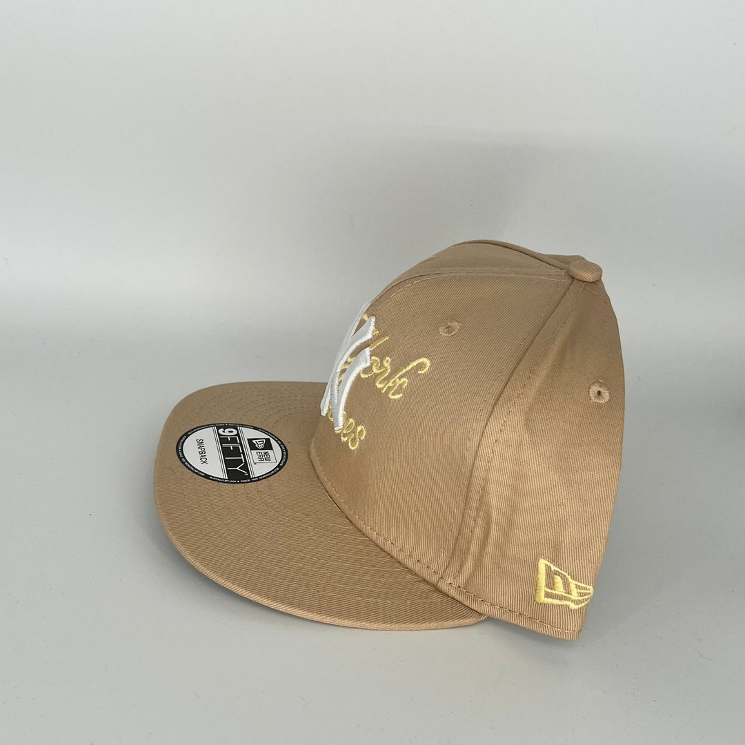 Brown New York Yankees NY Overlap Side Patch New Era MLB 9Fifty Snapback Hat