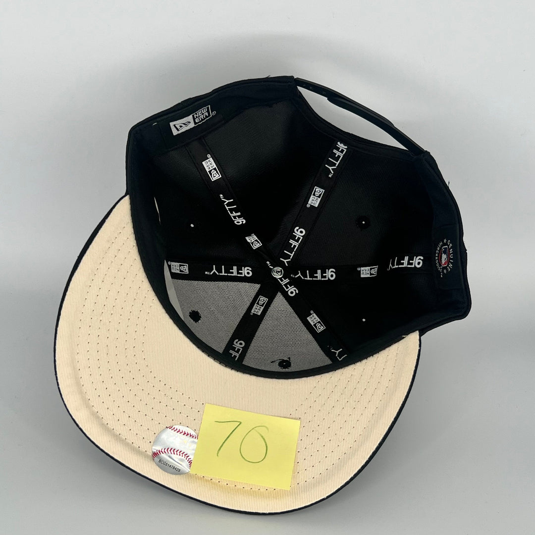 Black New York Yankees NY Overlap New Era MLB 9Fifty Snapback Hat