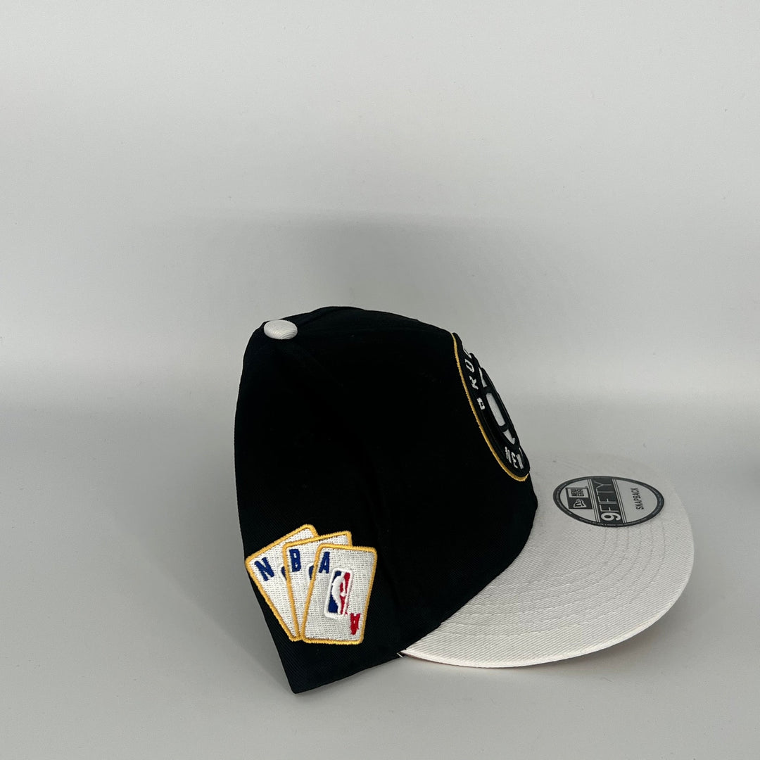 Black White Brooklyn New York NBA Side Patch New Era NBA 9Fifty Snapback Hat