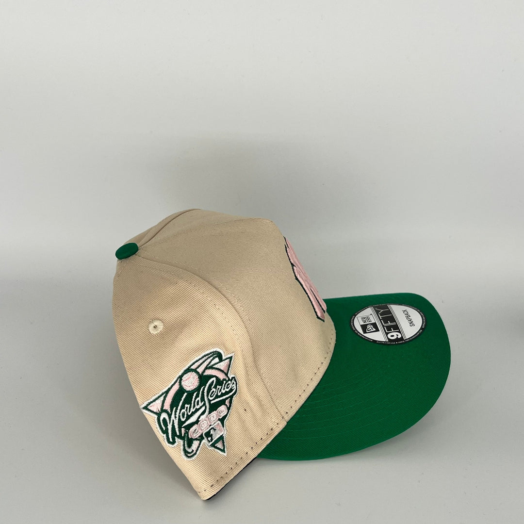 Khaki Green New York Yankees 2000 World Series Side Patch New Era MLB 9Fifty Snapback Hat
