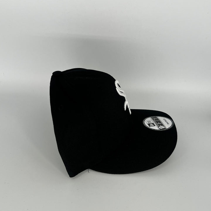 Black Chicago White Sox With Black  Love Symbol New Era MLB 9Fifty Snapback Hat