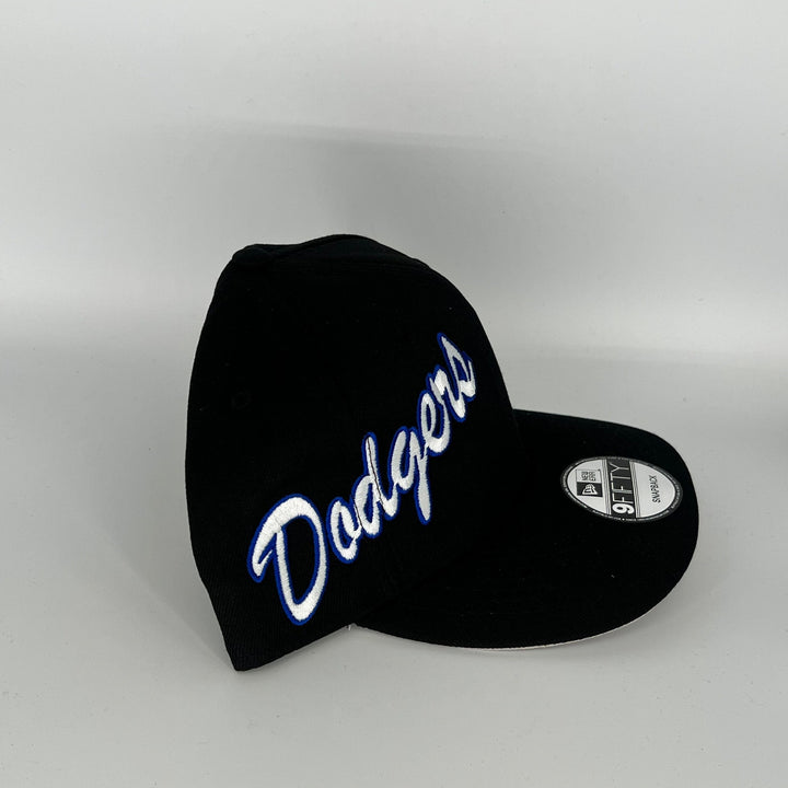Black Los Angeles Dodgers Dodgers Side Patch New Era MLB 9Fifty Snapback Hat