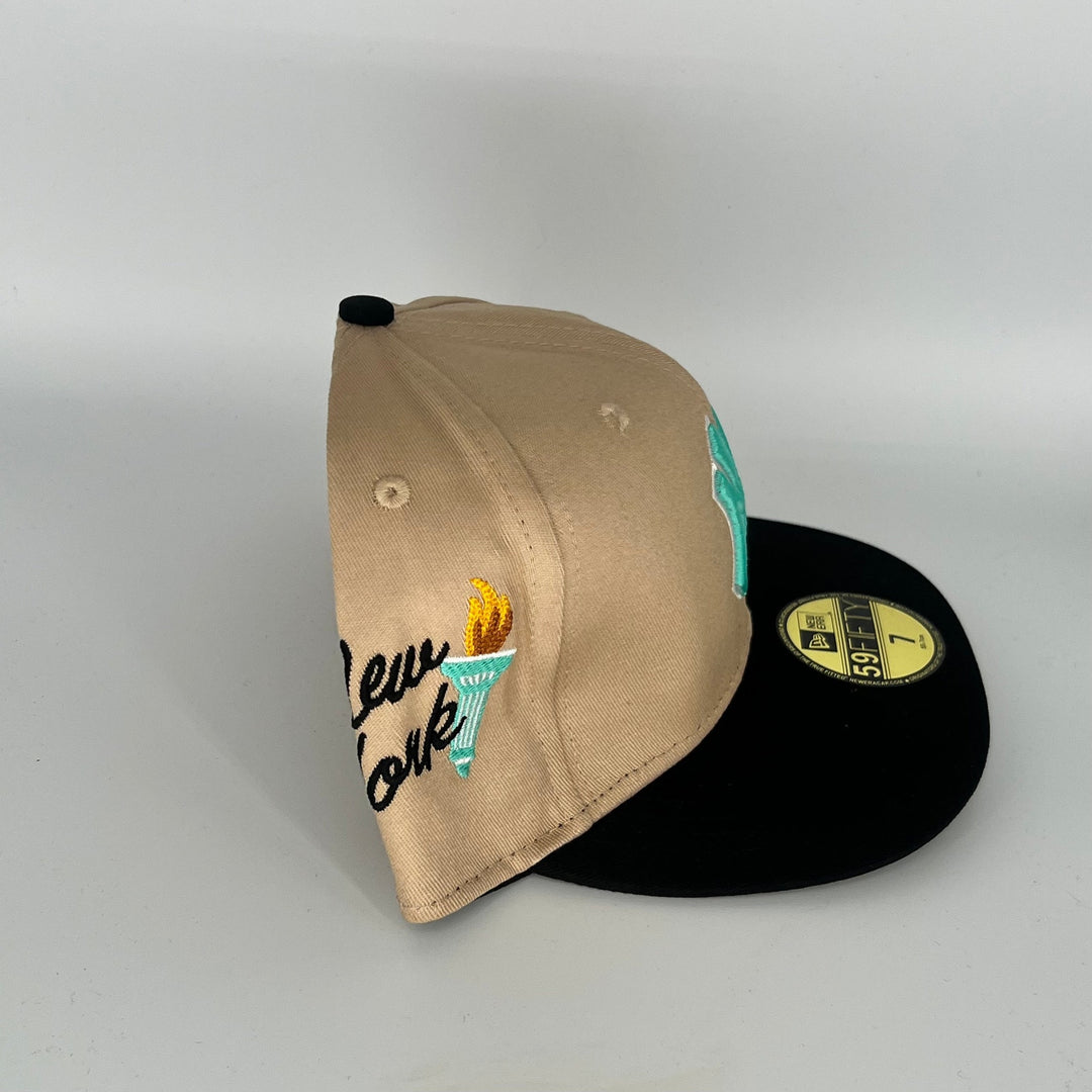 Khaki Black New York Yankees New York City Side Patch New Era MLB 59Fifty Fitted Hat