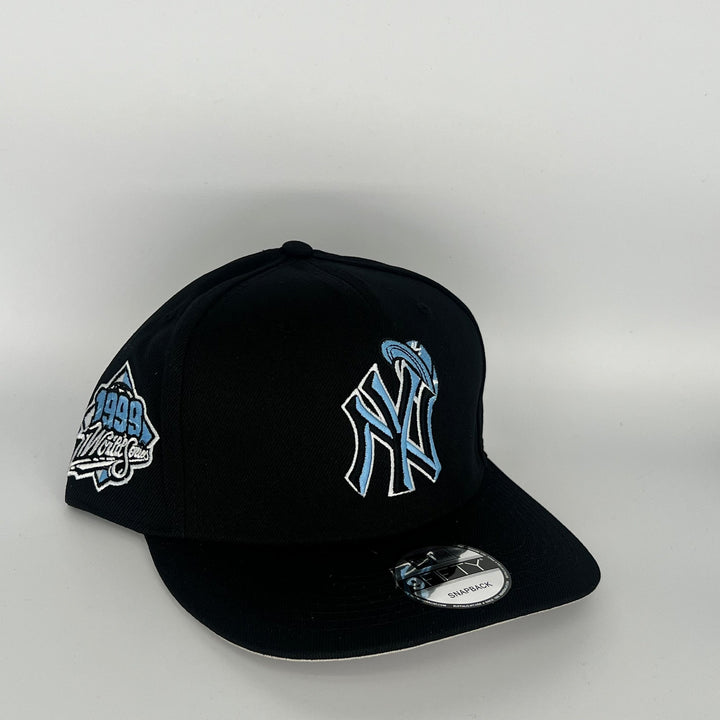 Black New York Yankees 1999 World Series Side Patch New Era MLB 9Fifty Snapback Hat