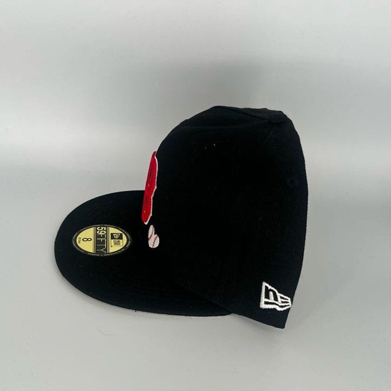 Size 8 Black Boston Red Sox New Era MLB 59Fifty Fitted Hat